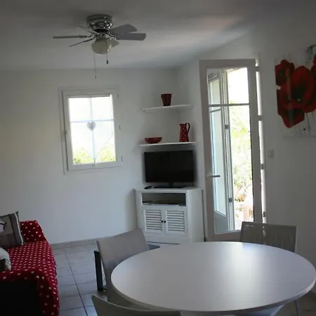 Holiday home A Deux Pas De La Cite Medievale Dans Tres Calme *